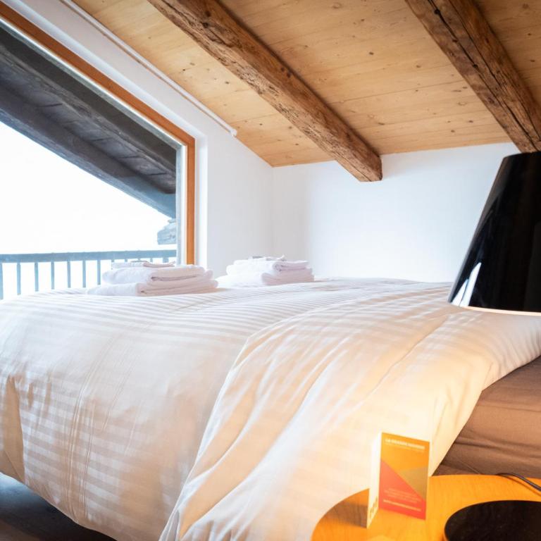 La Grande Maison - Zimmer mit Kingsize-Bett und Whirlpool - 4