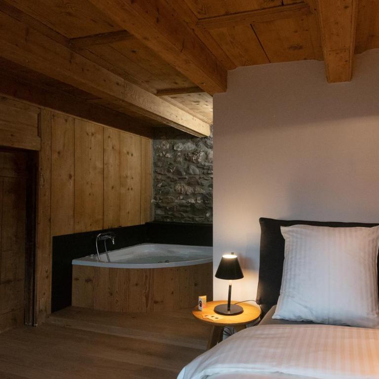 La Grande Maison - Doppelzimmer mit Whirlpool-Badewanne - 6