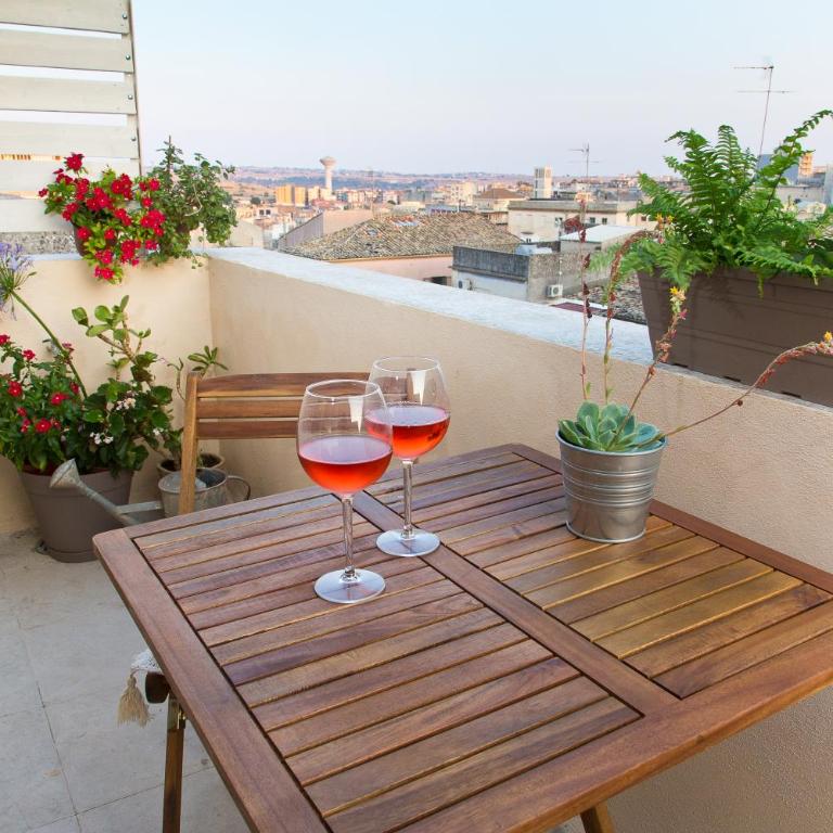 Tocco Barocco - Locazioni Brevi - - Camera Matrimoniale con Terrazza - 11