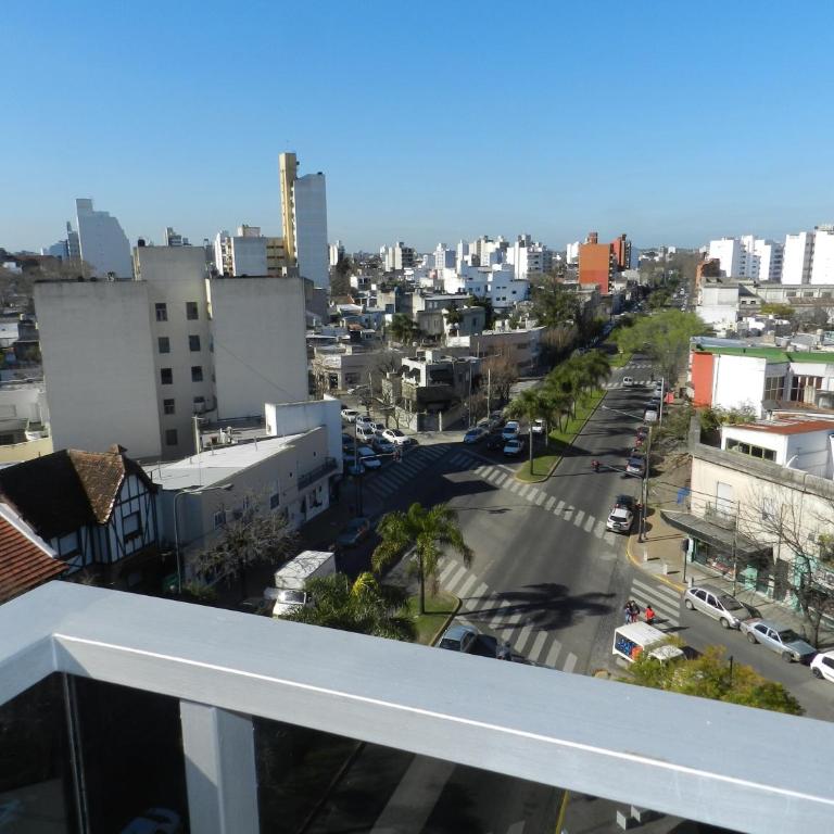 Confort Platense Monoambiente Catedral - Apartamento con balcón - 71