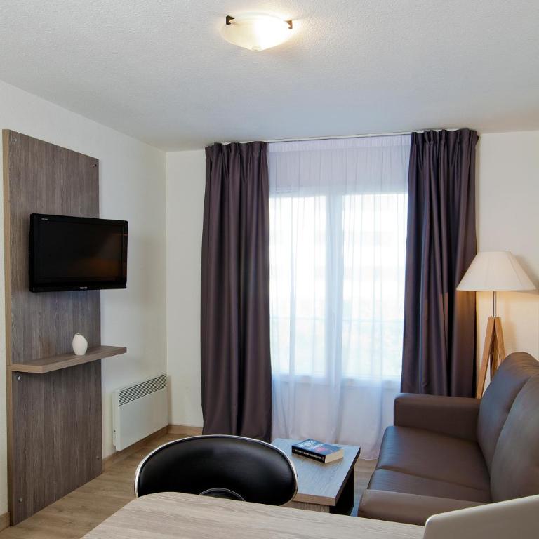 Séjours & Affaires Reims Clairmarais - Appartement 2 Pièces 2-4 Personnes - 13