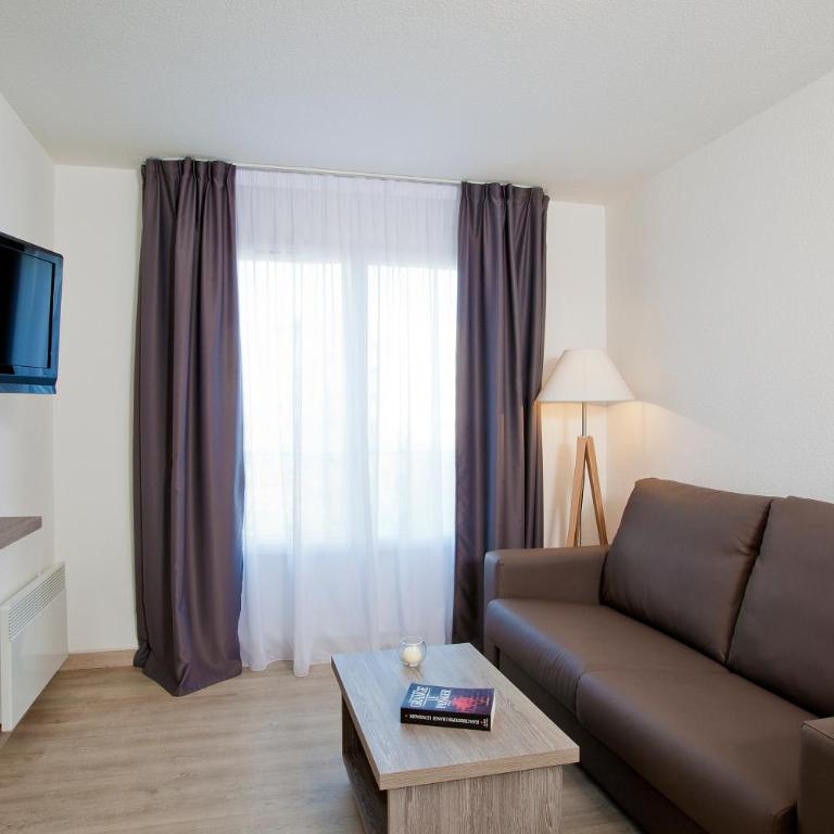 Séjours & Affaires Reims Clairmarais - Appartement 2 Pièces 2-4 Personnes - 12