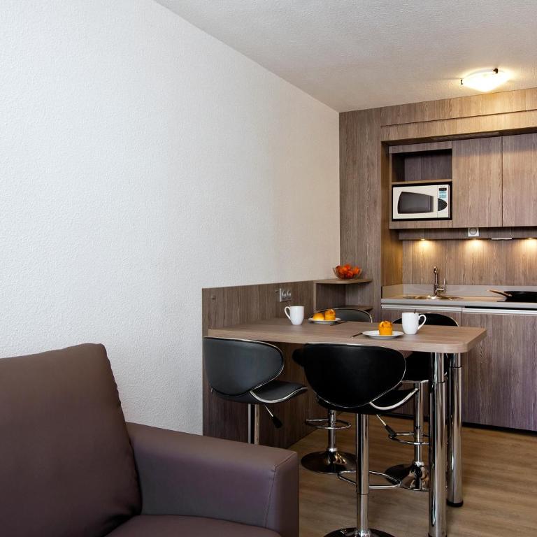 Séjours & Affaires Reims Clairmarais - Appartement 2 Pièces 2-4 Personnes - 11