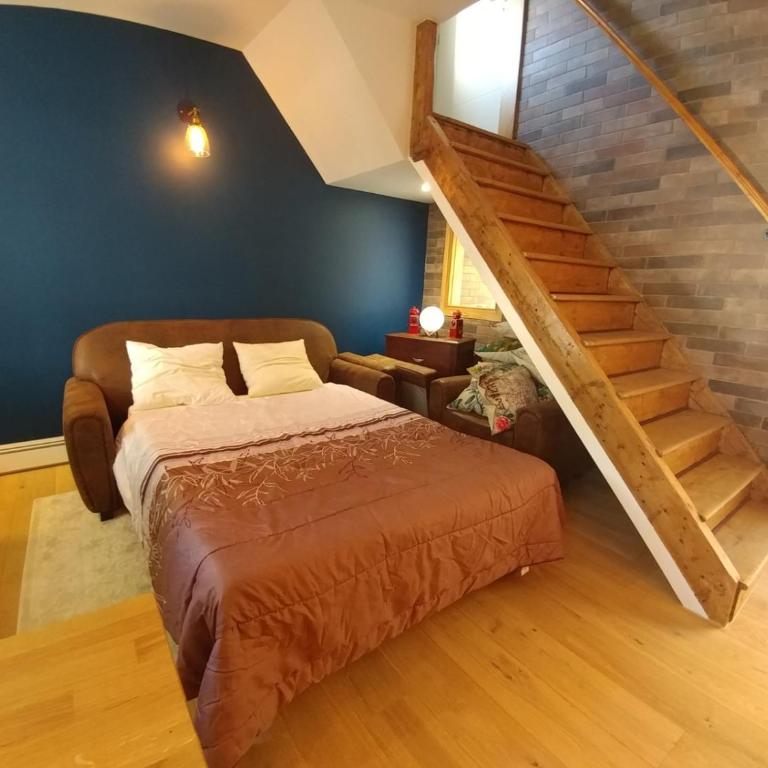 MAISON JARDIN ET PARKING PRIVé dans GRENOBLE - Villa - 27