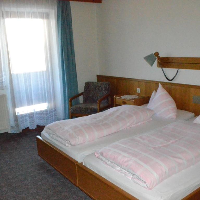 Innviertler Berggasthof - Dreibettzimmer - 6