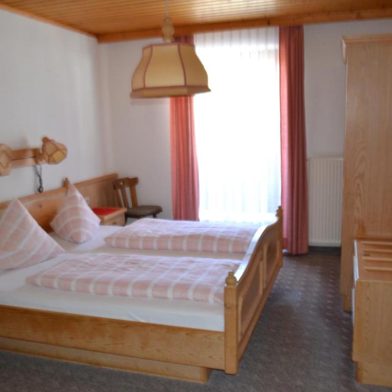 Innviertler Berggasthof - Vierbettzimmer - 2