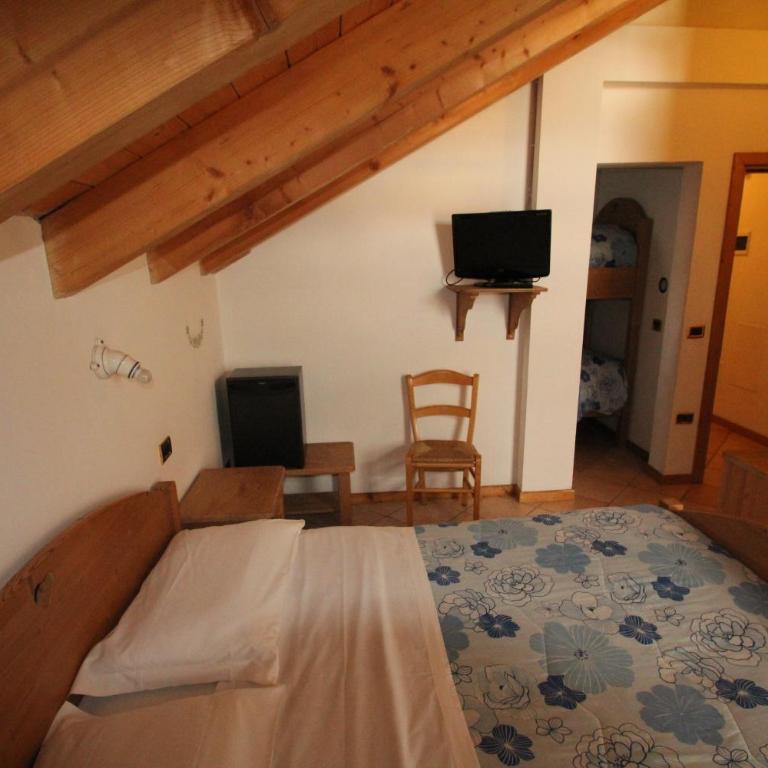 Hotel Residence Dahu - Camera Familiare Standard - 1