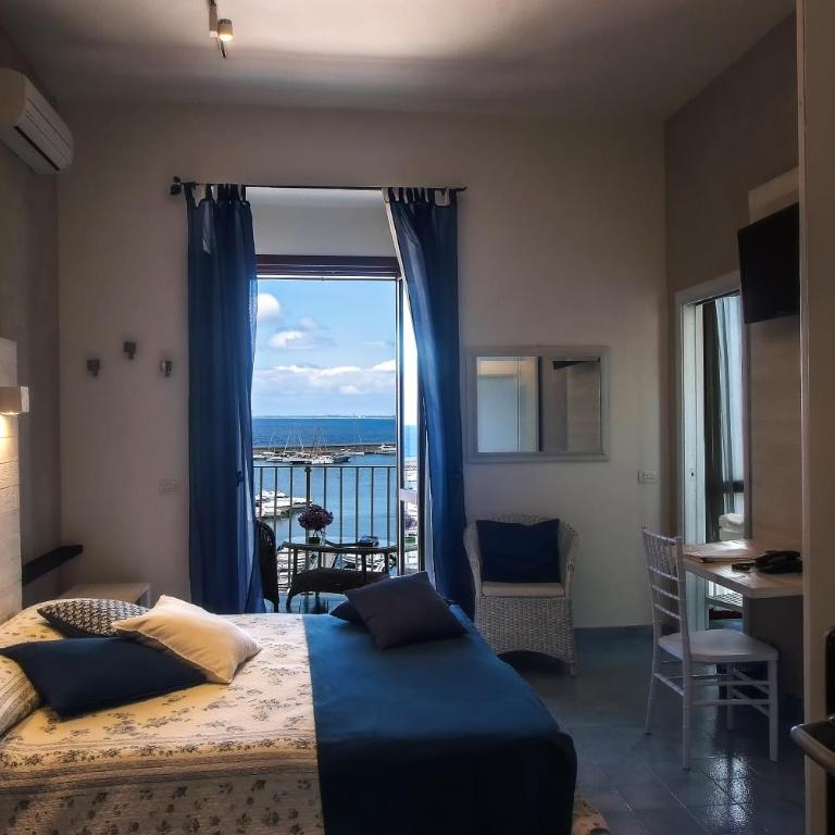La Sciabica - Camera Matrimoniale Comfort con Vista Mare - 3