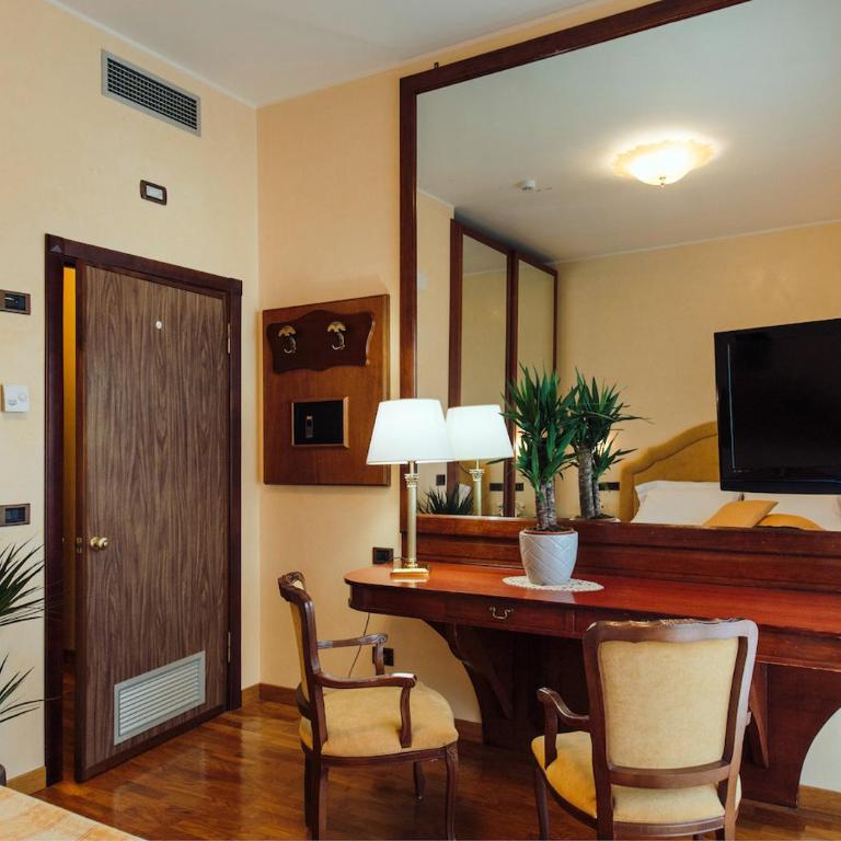 Grand Hotel Excelsior - Camera Comfort Matrimoniale/Doppia con Letti Singoli - 2