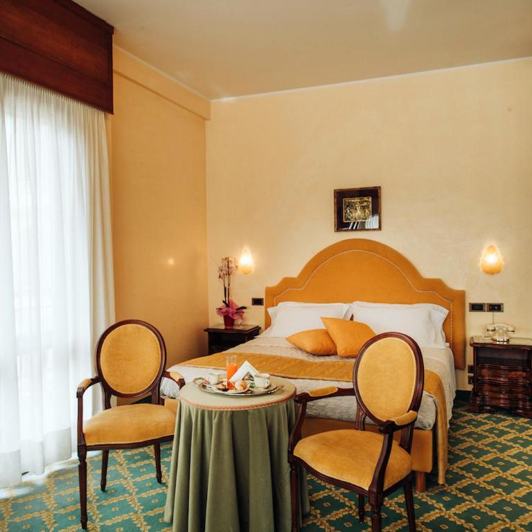 Grand Hotel Excelsior - Junior Suite - 10