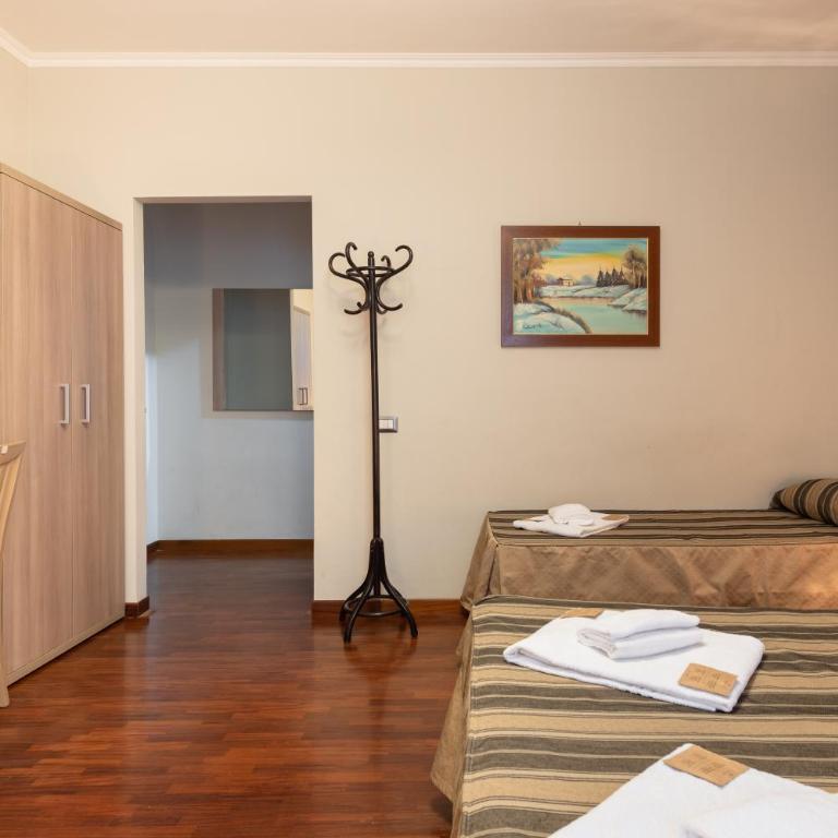 Dreams Roma B&B - Camera Quadrupla Deluxe - 3