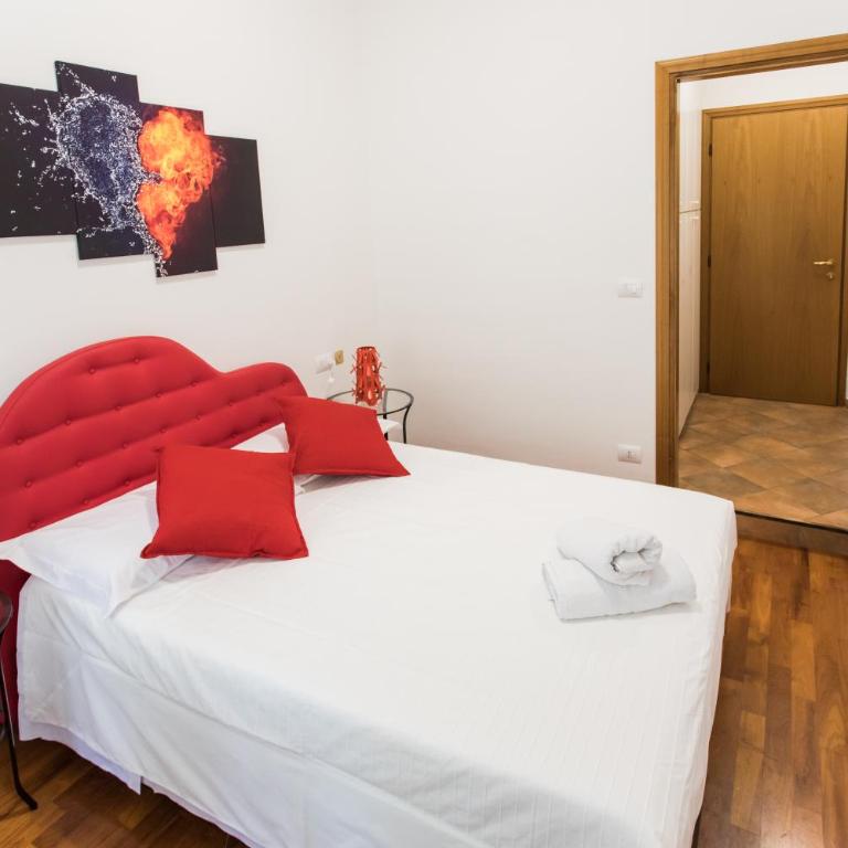 Affittacamere Le Camere di Porta San Felice - Self Check in - Camera Matrimoniale con Bagno Privato - 3