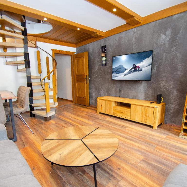 Penthouse EightyOne incl SUMMER CARD by All in One Apartments - Maisonette - 12