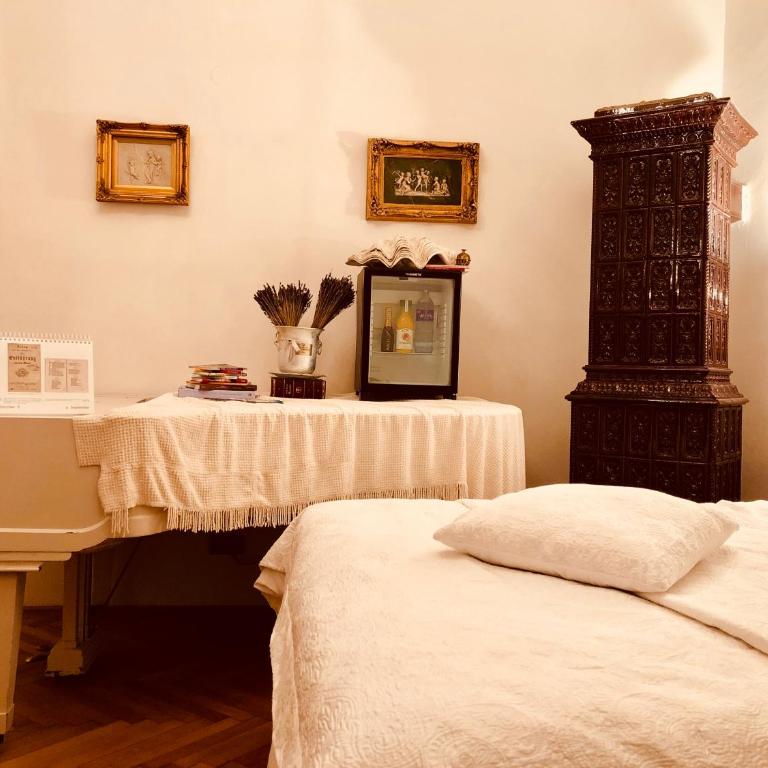 Sarah's Altstadt Oase Salzburg - Deluxe Zimmer mit Flussblick - 6