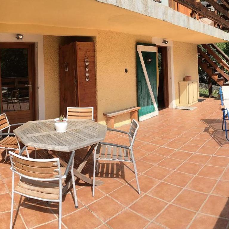 la terrasse - Appartement avec Terrasse - 2