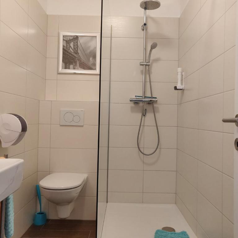 B&B Leonhard 7 - Doppelzimmer mit Bergblick - 9