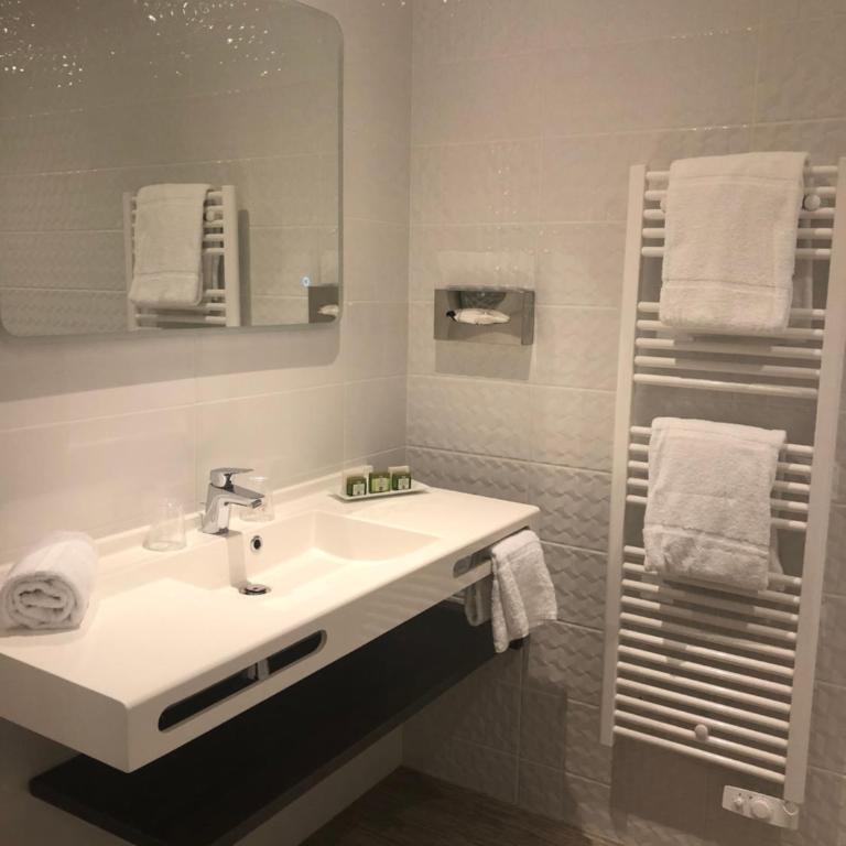 Hôtel La Hoirie - Chambre Double Contemporaine Supérieure - 3