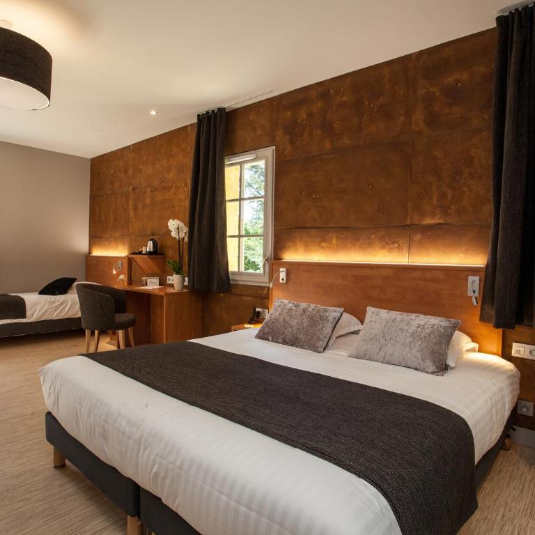 Hôtel La Hoirie - Chambre Triple Premium Contemporaine - 1