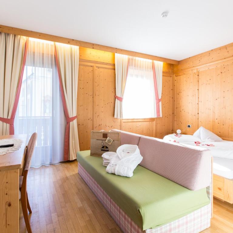 Hotel Goldene Rose - Camera Tripla - 1