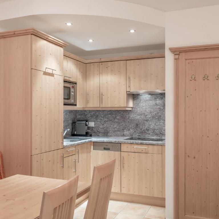 Hotel Garni Alpenresidenz Zimmer & Aparts - Apartment mit 2 Schlafzimmern - Untergeschoss - 1