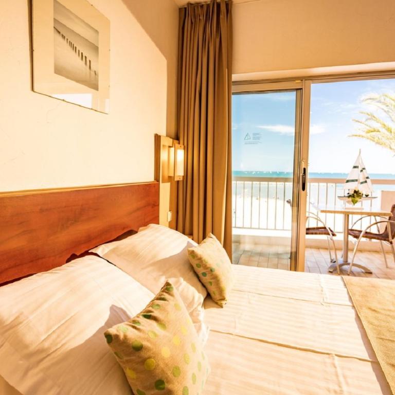 Hôtel Restaurant Splendid Camargue - Chambre Double ou Lits Jumeaux - Vue sur Mer - 1