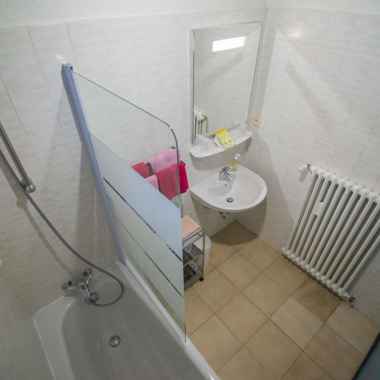 Hôtel de La Poste - Chambre Double Supérieure - 7