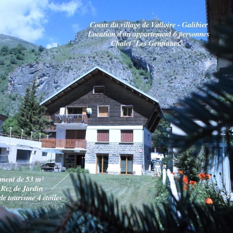 Chalet Les Gentianes - Appartement avec Vue sur la Montagne - 17