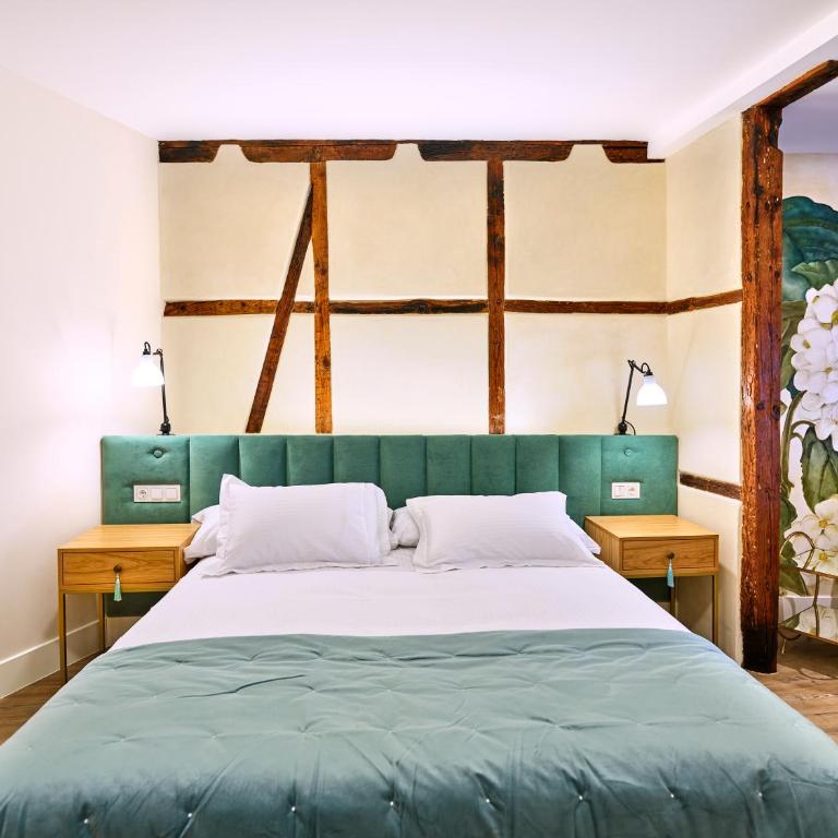 Hotel Boutique ADOLFO - Suite con vistas a la ciudad - 6