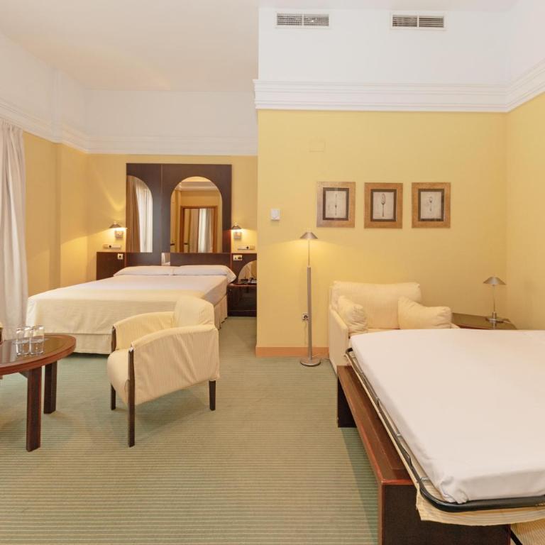 Soho Boutique Jerez - Habitación Doble con cama supletoria - 6