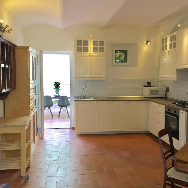 DaLu Florence apartment Davide - private car park 15 minutes to the city center - Appartamento - Piano Terra - 26