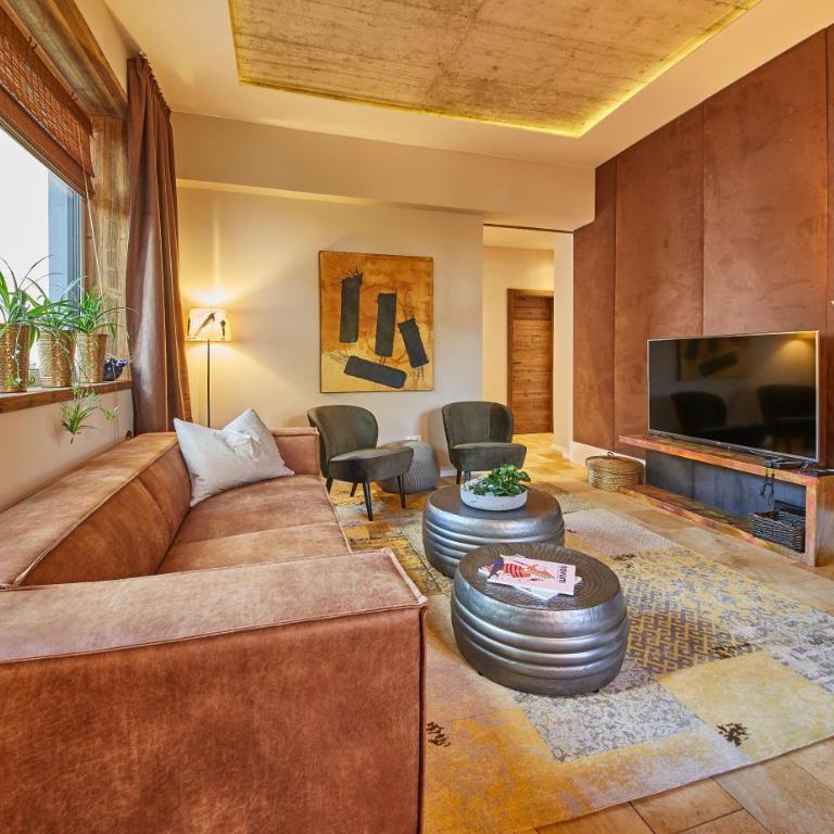 LALA home Chalet & Appartement - Ferienhaus - 4