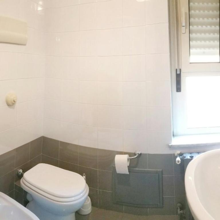 Benvenuti al Massimo - Camera Matrimoniale con Bagno Privato - 3