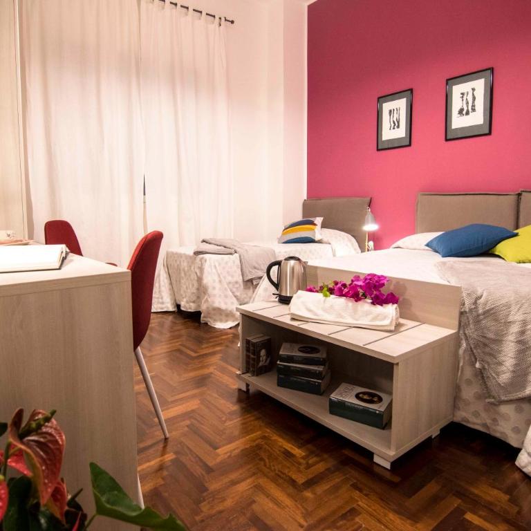 Tetide Home - Triple Room with Private Bathroom - 9