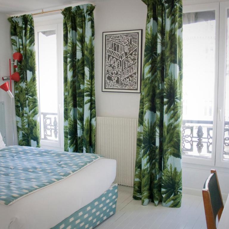 Hôtel du Temps Paris - Standard Double Room - 2