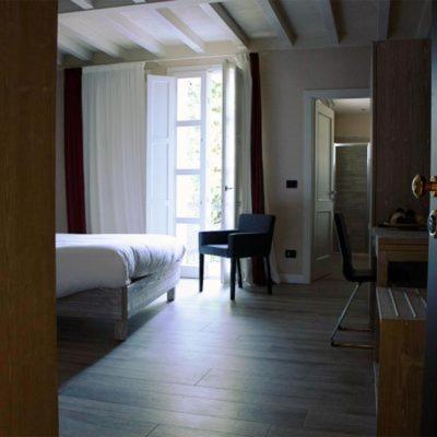 Palazzo Domanto Apartments Parma - Double Room with Private Bathroom - 4