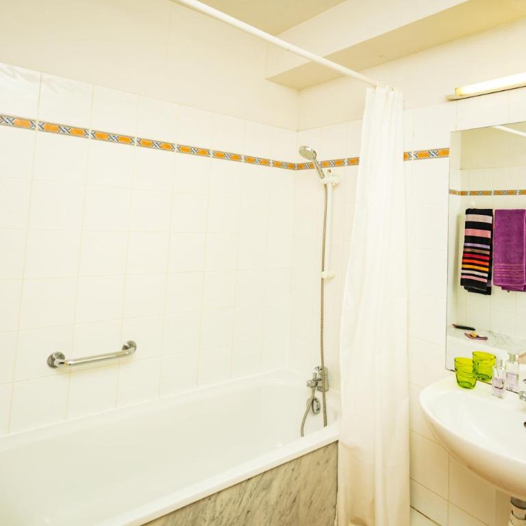 Appart Hôtel Mer & Golf Port Argelès - Appartement 1 Chambre - Côté Port - 2