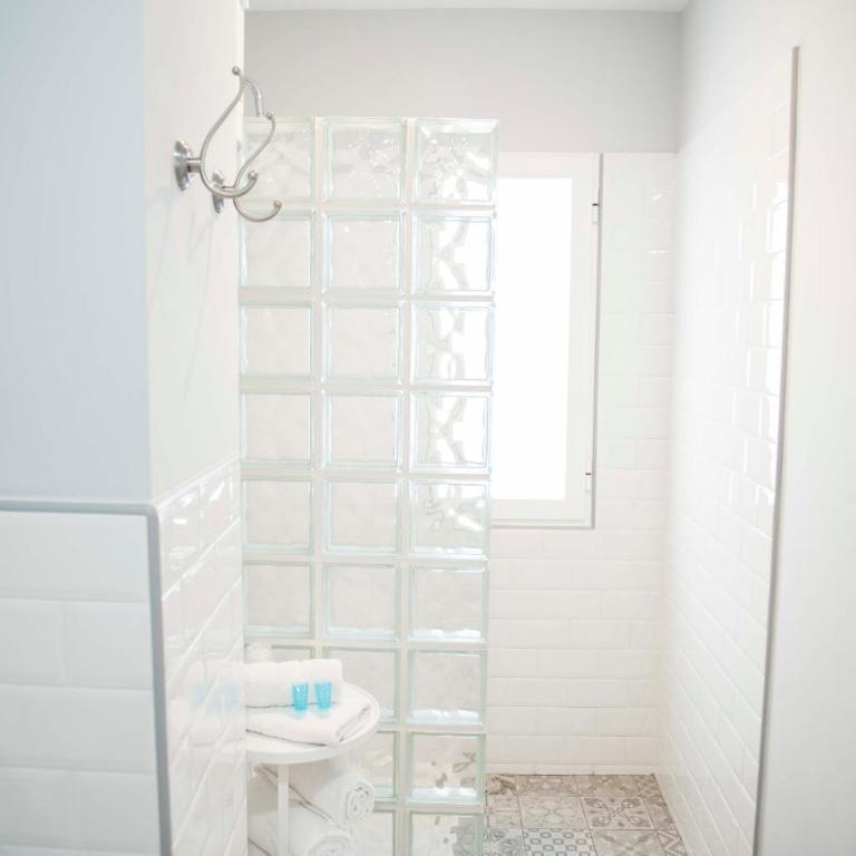 Hotel Smile & Co Hostal Boutique - Standard Twin Room - 7