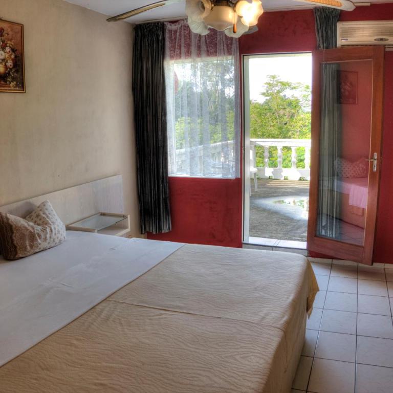 Hotel Independencia - Family Suite with Balcony - 2