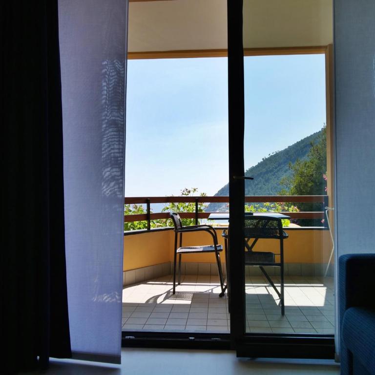 Hotel Residence Mondial - Camera Matrimoniale con Vista Mare - 4