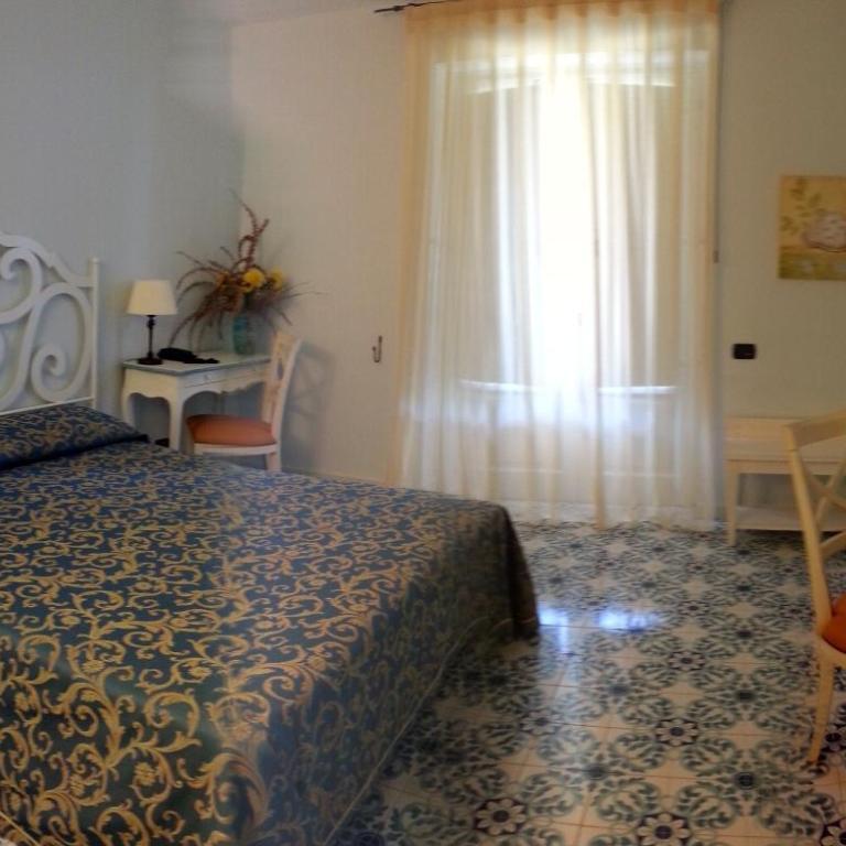 Hotel Bougainville - Standard Double Room - 3