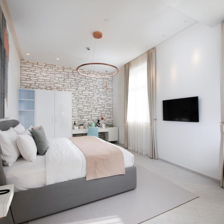 Lazure Hotel & Marina - Double or Twin Room - Disability Access - 1