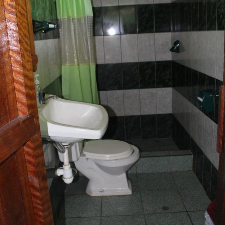 Paradise Amazon Tambopata Ecolodge - Quadruple Room with Private Bathroom - 1