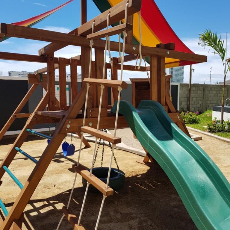 Condominio con alberca en Zona Cerritos - Apartment - 28