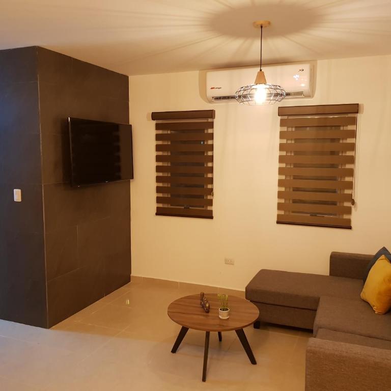 Condominio con alberca en Zona Cerritos - Apartment - 10