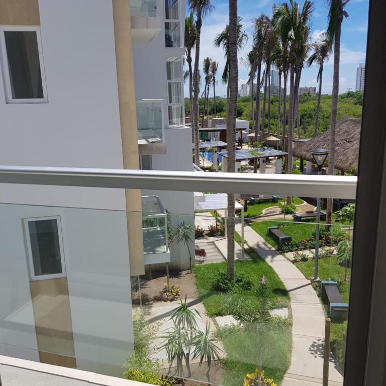Condominio con alberca en Zona Cerritos - Apartment - 7