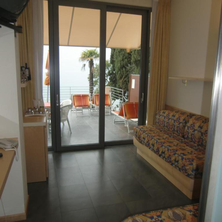 Beach Hotel Du Lac Malcesine - Suite con Terrazza e Vista Lago - 5