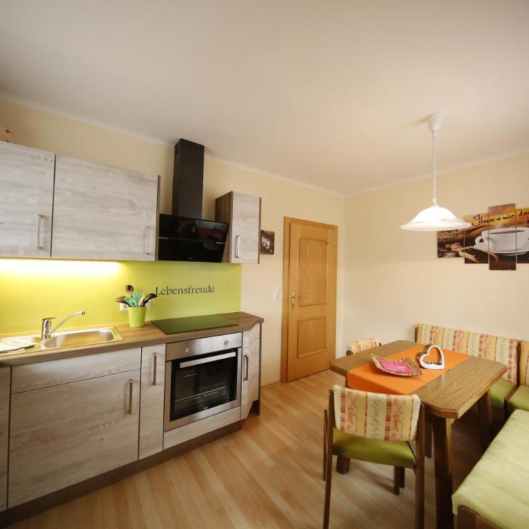 Appartement Helga - Apartment - obere Etage - 36