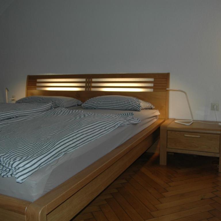 Altes Schulhaus - Apartment mit 4 Schlafzimmern - 12