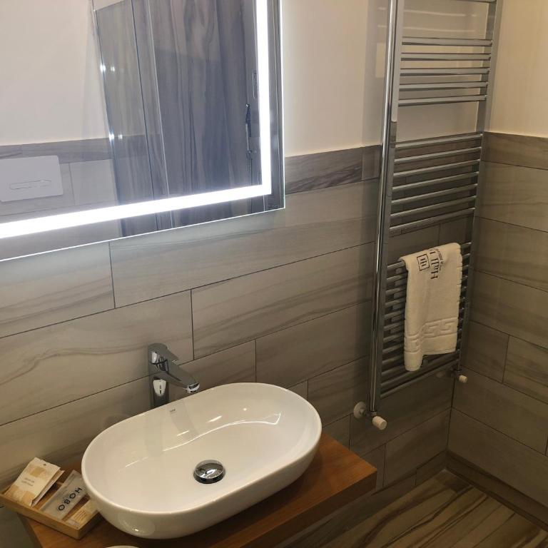 Hall inn B&B in Naples - Double Room with Private Bathroom - 5