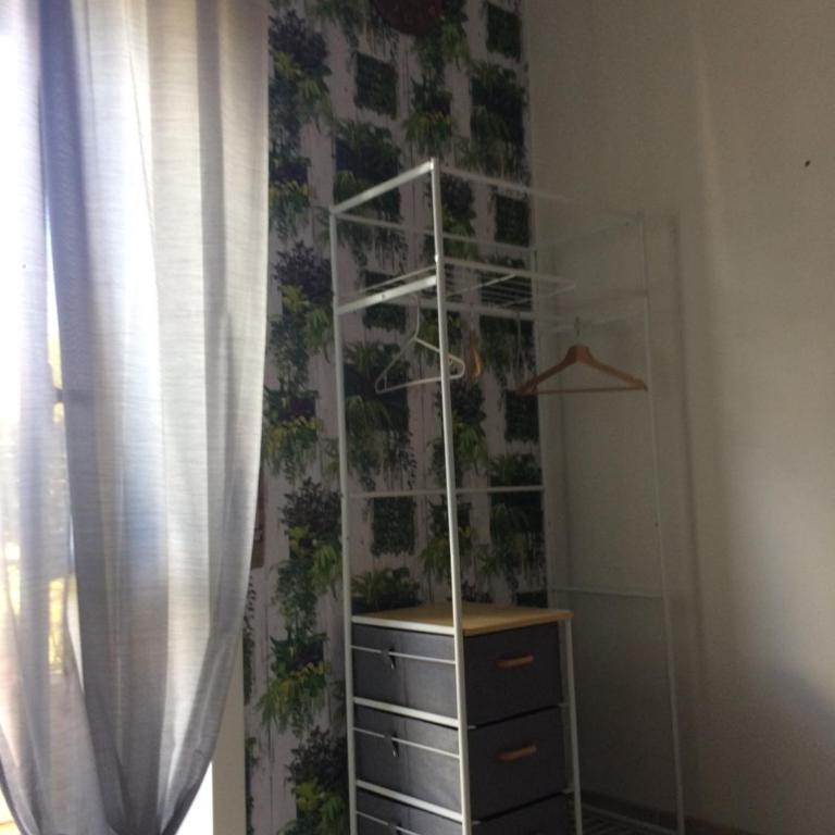 Casa Vacanze La Stazione-Centro - Appartamento con 2 Camere da Letto - 9